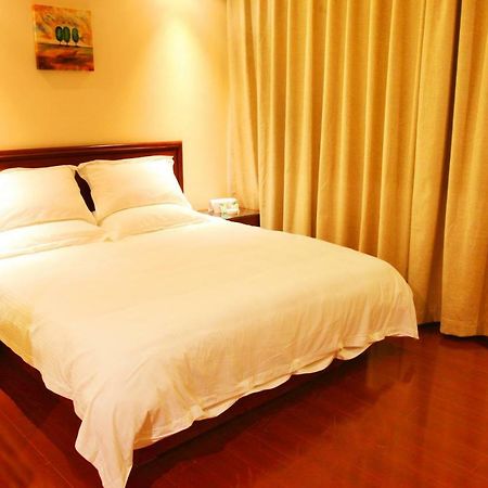 Greentree Inn Guiyang Court Street West Zhongshan Road Subway Station Business Hotel Extérieur photo