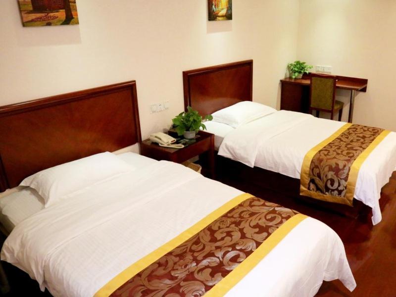Greentree Inn Guiyang Court Street West Zhongshan Road Subway Station Business Hotel Extérieur photo