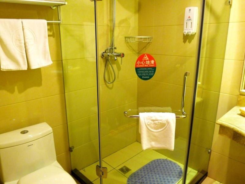 Greentree Inn Guiyang Court Street West Zhongshan Road Subway Station Business Hotel Extérieur photo
