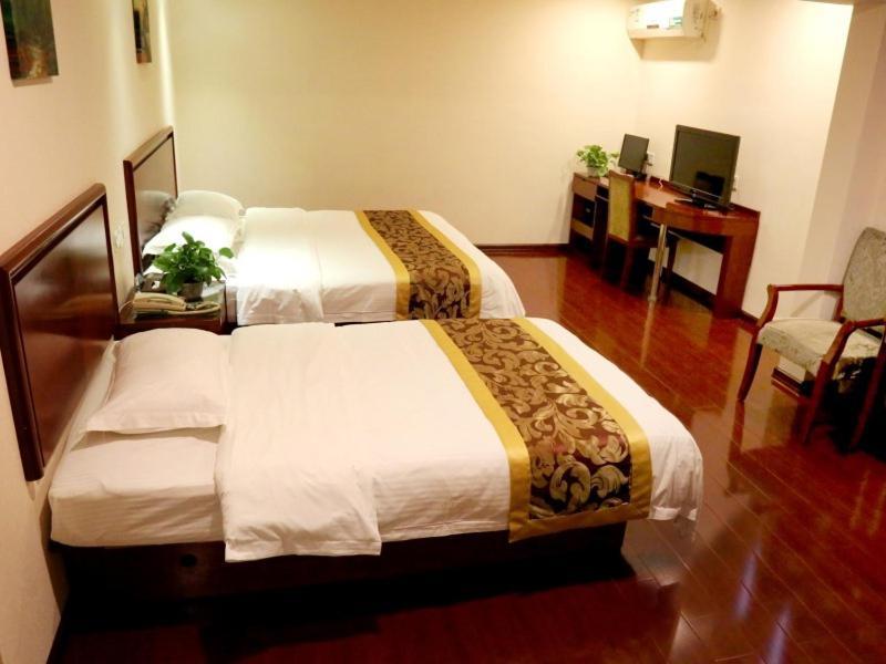 Greentree Inn Guiyang Court Street West Zhongshan Road Subway Station Business Hotel Extérieur photo