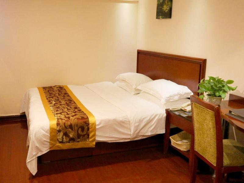 Greentree Inn Guiyang Court Street West Zhongshan Road Subway Station Business Hotel Extérieur photo
