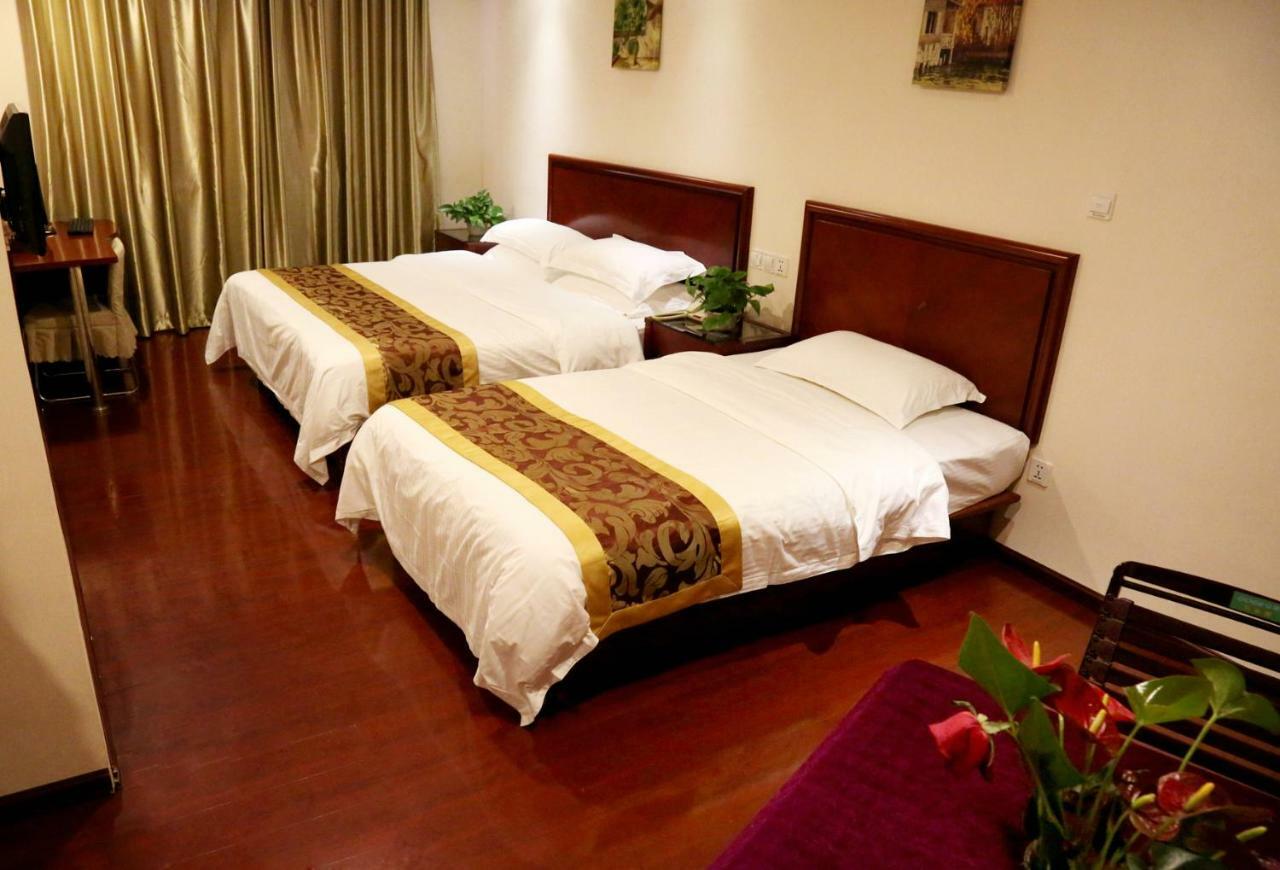 Greentree Inn Guiyang Court Street West Zhongshan Road Subway Station Business Hotel Extérieur photo