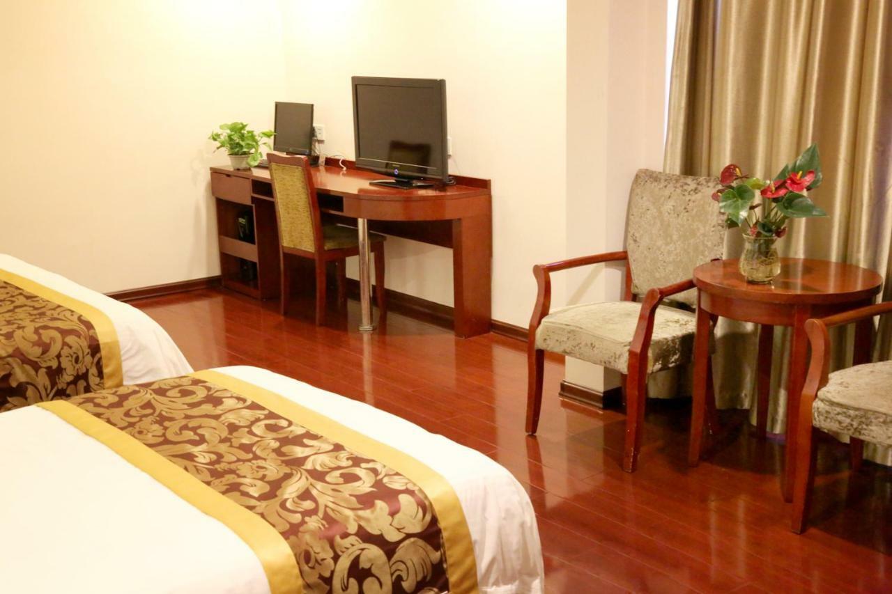 Greentree Inn Guiyang Court Street West Zhongshan Road Subway Station Business Hotel Extérieur photo