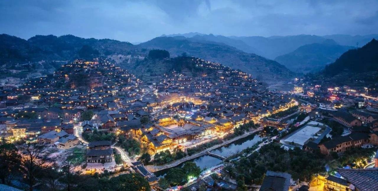Greentree Inn Guiyang Court Street West Zhongshan Road Subway Station Business Hotel Extérieur photo